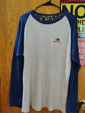 Mossy Oak Size M Gray Navy Raglan Waffle Knit Thermal Shirt